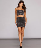 With fun and flirty details, It's Lit Heat Stone Top shows off your unique style for a trendy outfit for the summer season!
