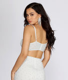 With fun and flirty details, Effortless Beauty Pearl Bustier shows off your unique style for a trendy outfit for the summer season!