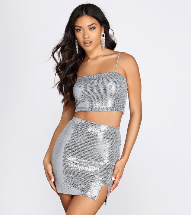 You’ll look stunning in the Sequin Star Cami Crop Top when paired with its matching separate to create a glam clothing set perfect for a New Year’s Eve Party Outfit or Holiday Outfit for any event!