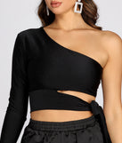 With fun and flirty details, Show Some Shoulder One Sleeve Cropped Top shows off your unique style for a trendy outfit for the summer season!
