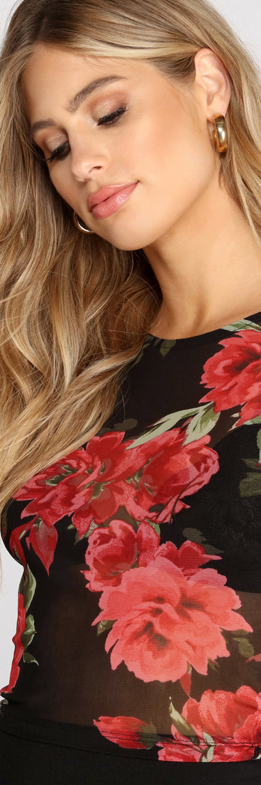 With fun and flirty details, Floral Muse Mesh Crop Top shows off your unique style for a trendy outfit for the summer season!