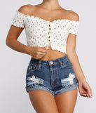 With fun and flirty details, Flower Girl Lace Up Crop Top - 060012211999 shows off your unique style for a trendy outfit for the summer season!