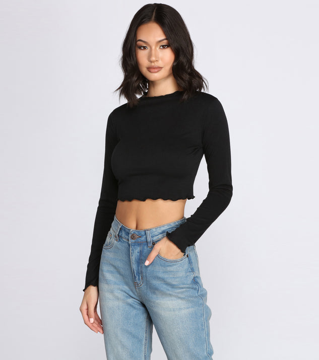 With fun and flirty details, Get With It Crop Top shows off your unique style for a trendy outfit for the summer season!