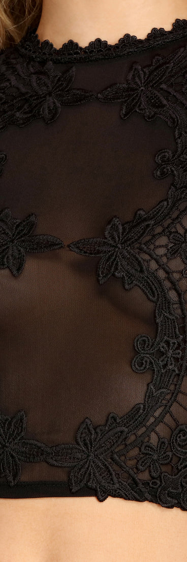 With fun and flirty details, the All In The Deets Mesh Crop Top shows off your unique style for a trendy outfit for summer!