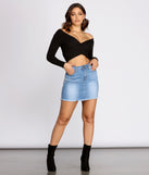 With fun and flirty details, Cropped Long Sleeve Ribbed Top shows off your unique style for a trendy outfit for the summer season!