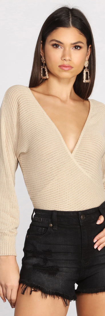 With fun and flirty details, In Knit To Win It Banded Top shows off your unique style for a trendy outfit for the summer season!