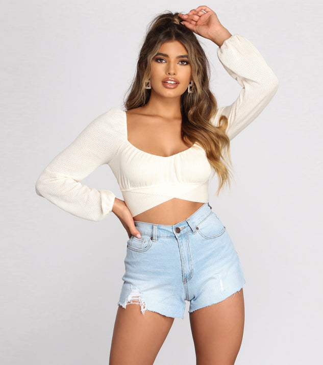 With fun and flirty details, Tied Up Cropped Knit Top shows off your unique style for a trendy outfit for the summer season!