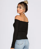 With fun and flirty details, Off The Shoulder Ribbed Knit Top shows off your unique style for a trendy outfit for the summer season!