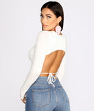 With fun and flirty details, In The Open Tie Back Crop Top shows off your unique style for a trendy outfit for the summer season!