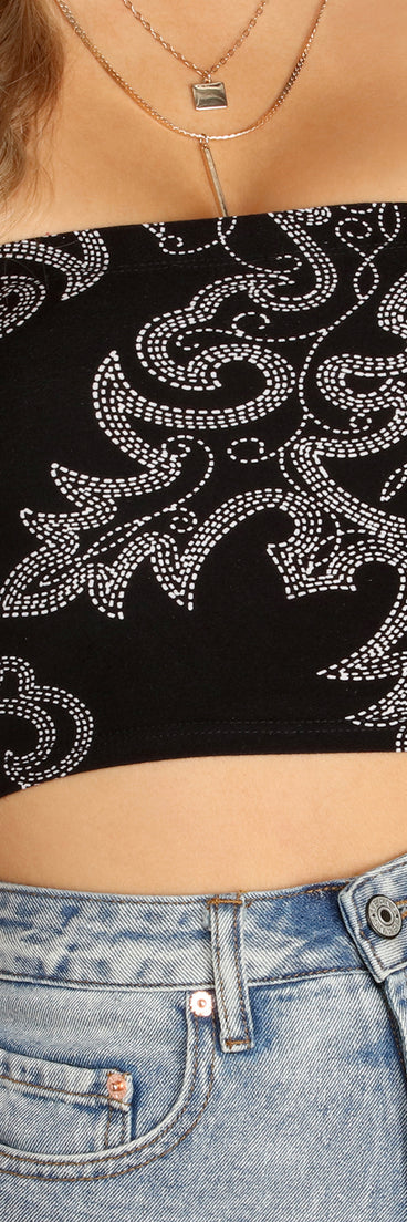 Wild West Stitch Tube Top is a trendy pick to create 2023 festival outfits, festival dresses, outfits for concerts or raves, and complete your best party outfits!