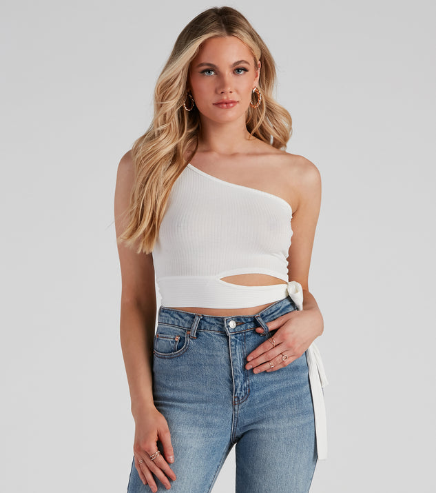 With fun and flirty details, One Shoulder Tie Waist Crop Top shows off your unique style for a trendy outfit for the summer season!