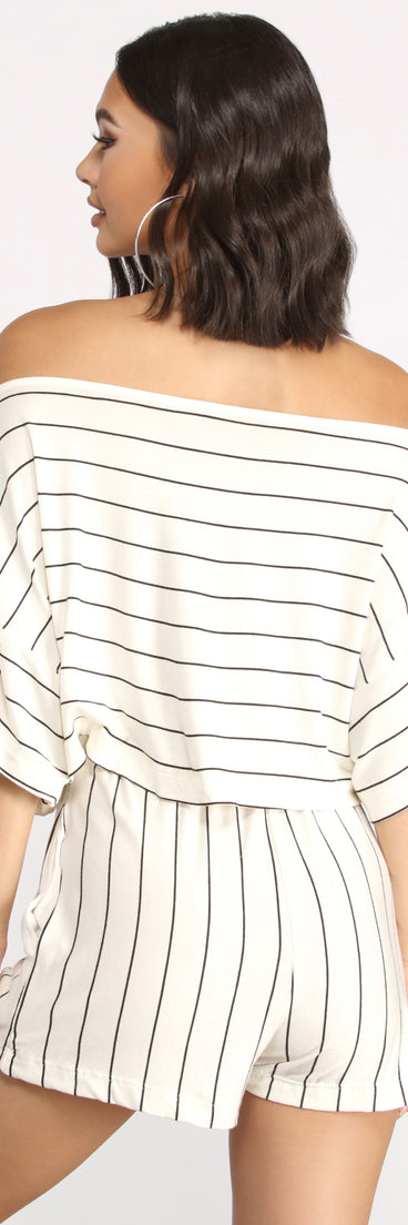 With fun and flirty details, Sweet Stripes Dolman Sleeve Crop Top shows off your unique style for a trendy outfit for the summer season!