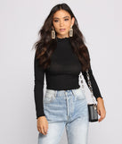 With fun and flirty details, Chic Cropped Ribbed Mock Neck Top shows off your unique style for a trendy outfit for the summer season!