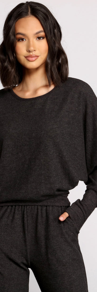 You’ll look stunning in the Keepin' Knit Basic Long Sleeve Top when paired with its matching separate to create a glam clothing set perfect for a New Year’s Eve Party Outfit or Holiday Outfit for any event!