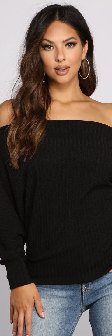 With fun and flirty details, Ribbed Knit Off The Shoulder Tunic shows off your unique style for a trendy outfit for the summer season!
