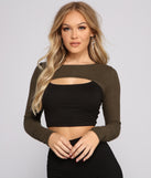 With fun and flirty details, Essential Basic Long Sleeve Topper shows off your unique style for a trendy outfit for the summer season!