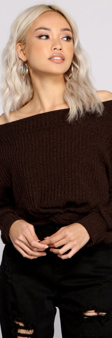 With fun and flirty details, Twist Detail Off The Shoulder Top shows off your unique style for a trendy outfit for the summer season!