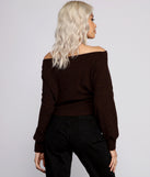 With fun and flirty details, Twist Detail Off The Shoulder Top shows off your unique style for a trendy outfit for the summer season!