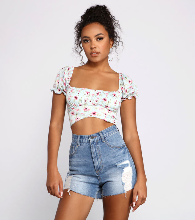 With fun and flirty details, Blooming Beauty Floral Crop Top shows off your unique style for a trendy outfit for the summer season!