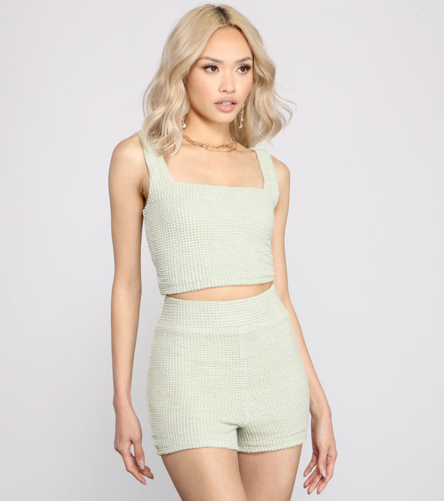 You’ll look stunning in the Trendy Textures Cropped Tank when paired with its matching separate to create a glam clothing set perfect for parties, date nights, concert outfits, back-to-school attire, or for any summer event!