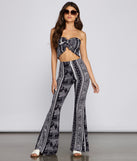 With fun and flirty details, Good Vibes Paisley Crop Top shows off your unique style for a trendy outfit for the summer season!