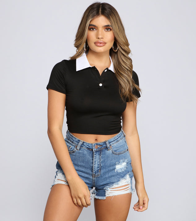 With fun and flirty details, Preppy Vibes Collared Crop Top shows off your unique style for a trendy outfit for the summer season!