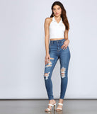 With fun and flirty details, Trendy Collared Halter Crop Top shows off your unique style for a trendy outfit for the summer season!