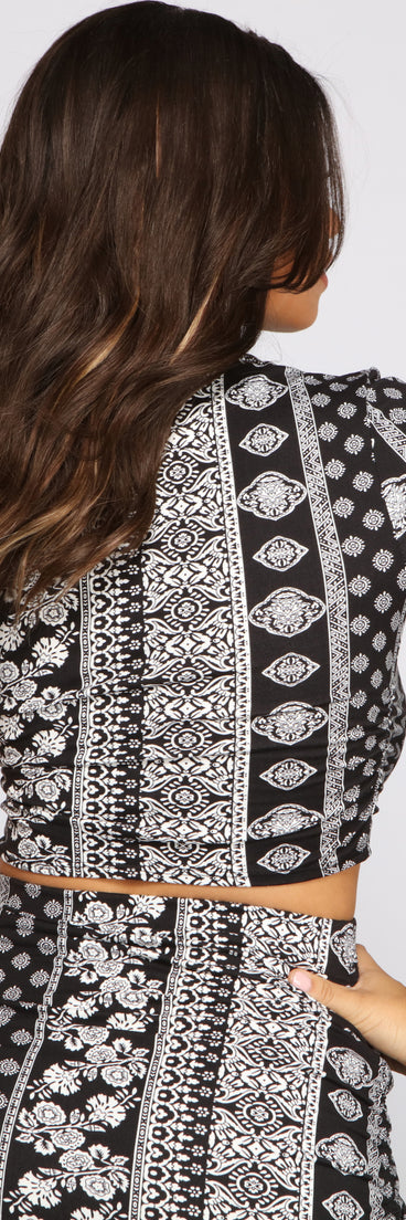 With fun and flirty details, Summertime Chic Crop Top shows off your unique style for a trendy outfit for the summer season!