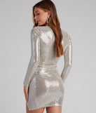 With fun and flirty details, Major Shine Sequin Crop Top shows off your unique style for a trendy outfit for the summer season!