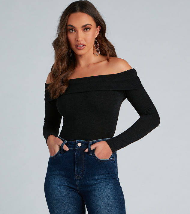 With fun and flirty details, Cozy Knit Off-The-Shoulder Top shows off your unique style for a trendy outfit for the summer season!