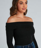 With fun and flirty details, Cozy Knit Off-The-Shoulder Top shows off your unique style for a trendy outfit for the summer season!