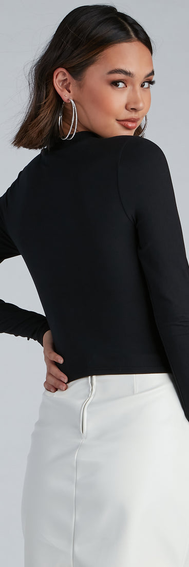 With fun and flirty details, Keeping It Chic Cutout Top shows off your unique style for a trendy outfit for the summer season!