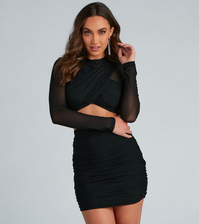 Dress up in Wrapped In Chic Style Crop Top as your going-out dress for holiday parties, an outfit for NYE, party dress for a girls’ night out, or a going-out outfit for any seasonal event!