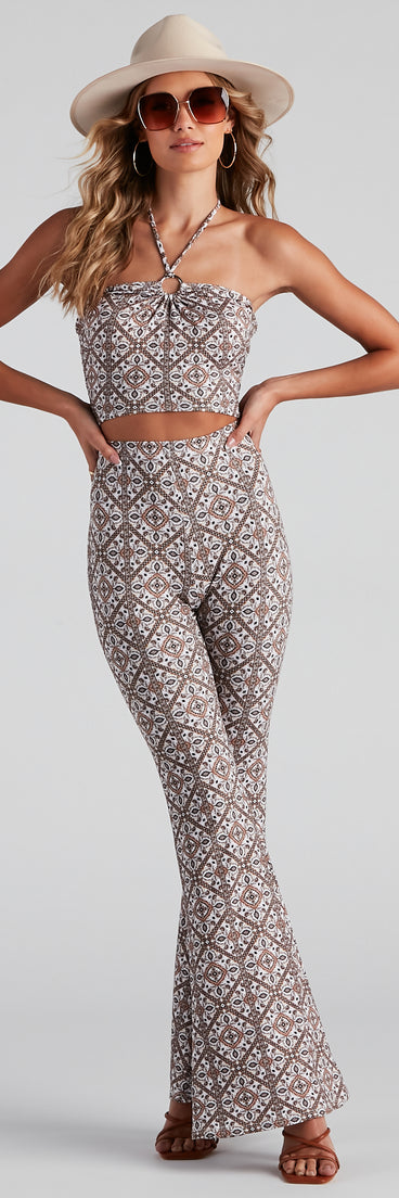 With fun and flirty details, Weekend In The Desert Halter Top shows off your unique style for a trendy outfit for the summer season!