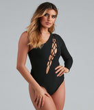With fun and flirty details, Have We Met Lace-Up Bodysuit shows off your unique style for a trendy outfit for the summer season!