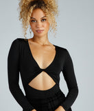 Trendy Twist-Front Bodysuit is a trendy pick to create 2023 festival outfits, festival dresses, outfits for concerts or raves, and complete your best party outfits!