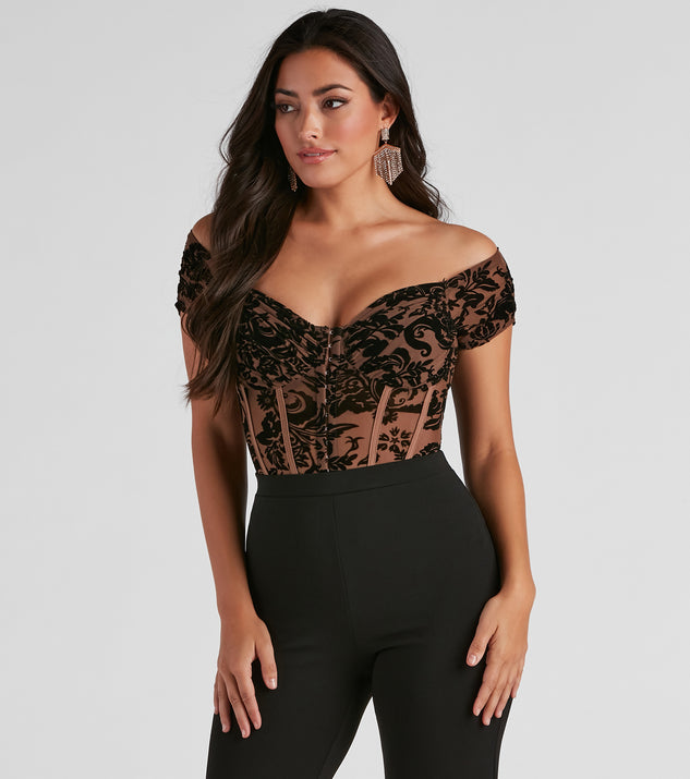 Dress up in So Regal Flocked Velvet Bodysuit as your going-out dress for holiday parties, an outfit for NYE, party dress for a girls’ night out, or a going-out outfit for any seasonal event!