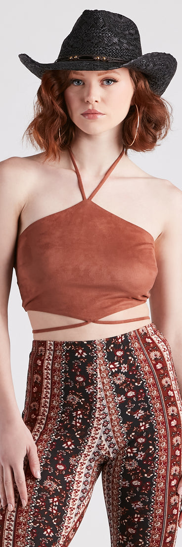 Western Flair Faux Suede Crop Top is a trendy pick to create 2023 concert outfits, festival dresses, outfits for raves, or to complete your best party outfits or clubwear!