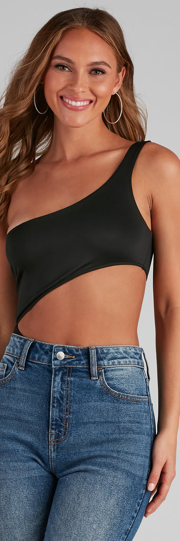 Simply Bold Cutout Bodysuit is a trendy pick to create 2023 festival outfits, festival dresses, outfits for concerts or raves, and complete your best party outfits!