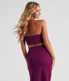 With fun and flirty details, Teach Me Tonight Crepe Crop Top shows off your unique style for a trendy outfit for the summer season!