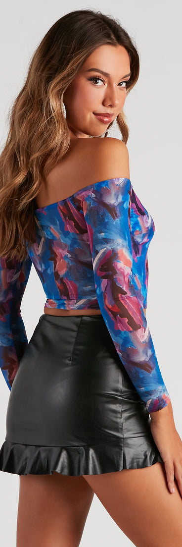 With fun and flirty details, Artistic Soul Mesh Cutout Crop Top shows off your unique style for a trendy outfit for the summer season!