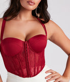 With fun and flirty details, Lace Take Note Sweetheart Corset shows off your unique style for a trendy outfit for the summer season!