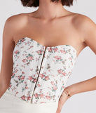 With fun and flirty details, Floral Daydream Mesh Crop Bustier shows off your unique style for a trendy outfit for the summer season!