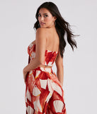 Island Time Floral Cropped Tube Top is a trendy pick to create 2023 concert outfits, festival dresses, outfits for raves, or to complete your best party outfits or clubwear!