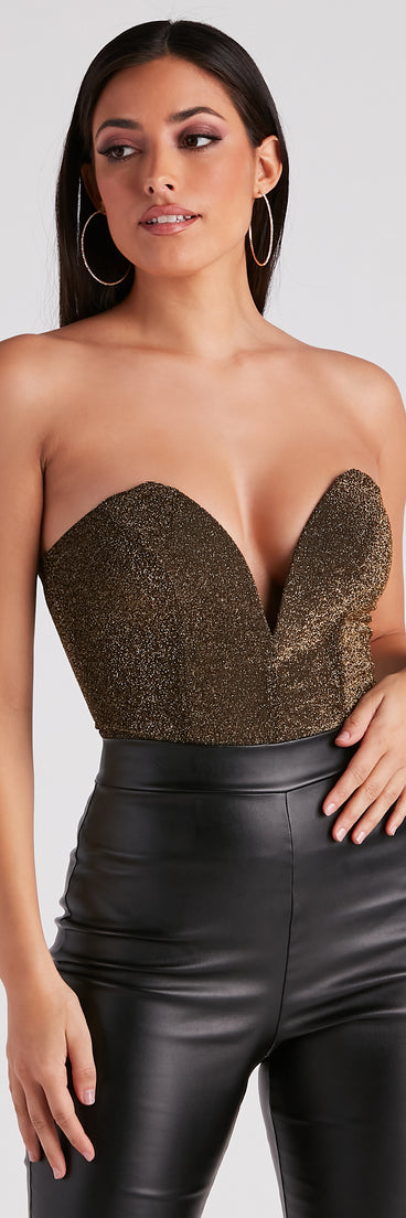 Gimme The Shine Strapless Bodysuit is a trendy pick to create 2023 festival outfits, festival dresses, outfits for concerts or raves, and complete your best party outfits!