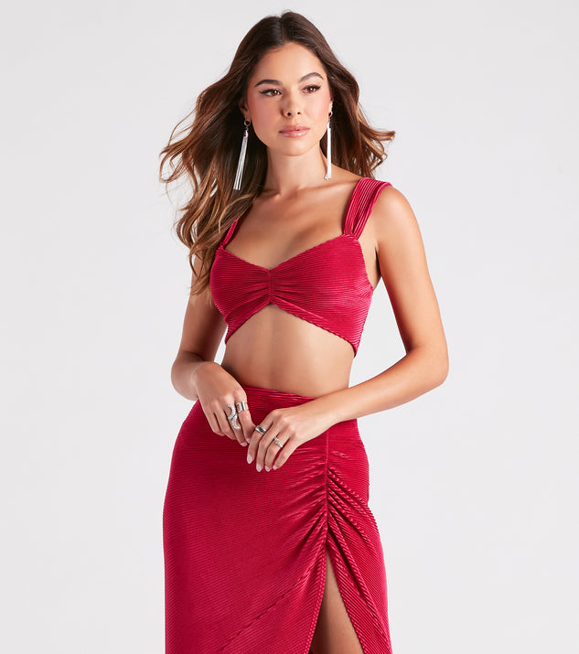With fun and flirty details, Always Impressed Satin Pleated Crop Top shows off your unique style for a trendy outfit for the summer season!