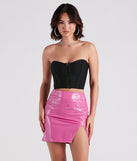 With fun and flirty details, Flirt Alert Strapless Cropped Bustier shows off your unique style for a trendy outfit for the summer season!