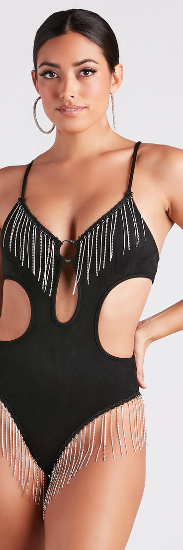 Fringed Out Rhinestone Faux Suede Bodysuit is a trendy pick to create 2023 concert outfits, festival dresses, outfits for raves, or to complete your best party outfits or clubwear!