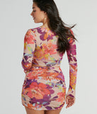 With fun and flirty details, the Bloom With A View V-Neck Floral Crop Top shows off your unique style for a trendy outfit for summer!