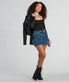 With fun and flirty details, the New Fave Square Neck Long Sleeve Bodysuit shows off your unique style for a trendy outfit for the summer or fall season!